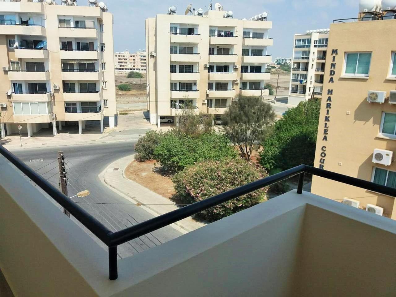 Apartment 301 Carisa Napa - Holiday Flats Larnaca Exteriör bild