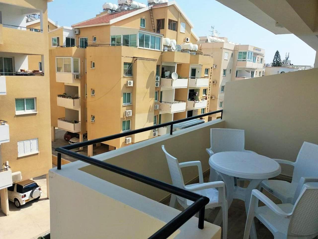 Apartment 301 Carisa Napa - Holiday Flats Larnaca Exteriör bild